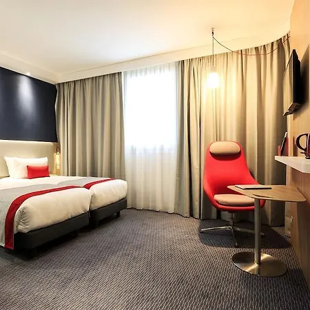 Express Paris Hotel 3*